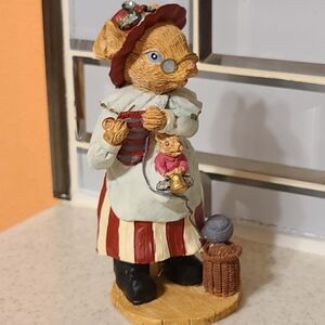 Vintage porcelain  figurine bear mouse Cute cute cute